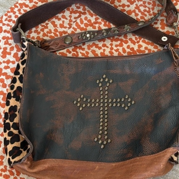 Sundance Handbags - Celebrity custom made leather bag by STACY & LAURIE MCFADIN cross fringe studded